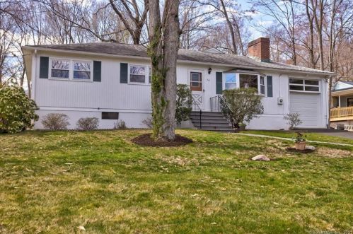 74 Old Colony Rd, Stamford, CT 06907-1234