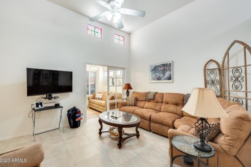 17156 Zuni Trl, Sun City, AZ 85374-3502