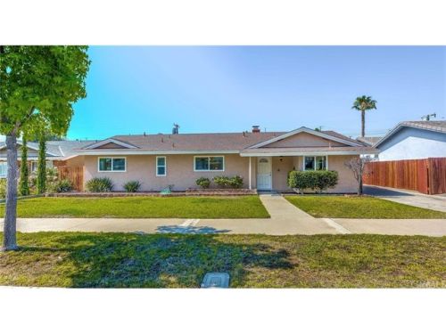 809 Hoover Ave, Orange, CA 92867-4928