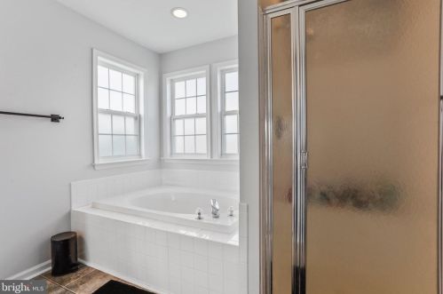 10099 Lindale Ave, Upton PA  17225-8373 exterior