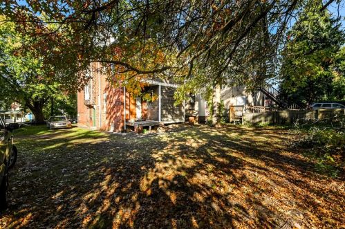 3224 Dawson St, Pittsburgh PA 15213-4536 exterior