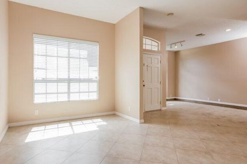 984 Lake Breeze Dr, West Palm Beach, FL 33414-7913