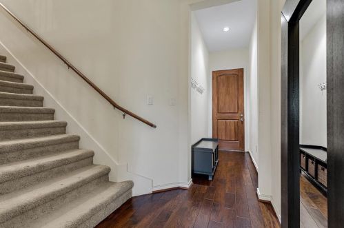 1224 Lake Pointe Way, Richardson TX  75080-8409 exterior