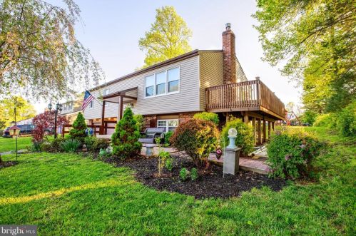 209 Bridge Rd, Boothwyn, PA 19061-2925