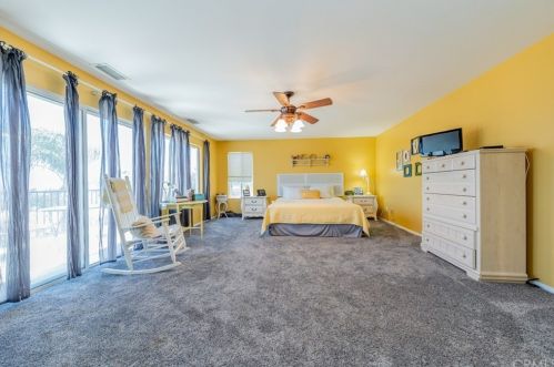 28 Del Brienza, Lake Elsinore CA  92532-0221 exterior