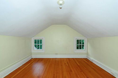 15 Loockerman Ave, Poughkeepsie NY 12601-5026 exterior