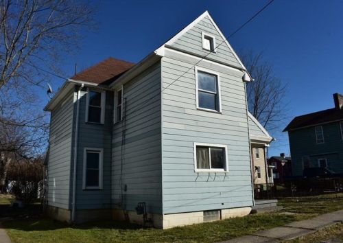 506 Young St, New Castle PA  16101-2443 exterior