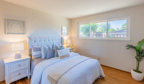 1069 Homestead Rd, Sunnyvale CA  94087-5156 exterior