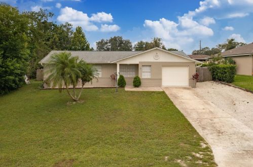 1325 Ferendina Dr, Deltona, FL 32725-4715