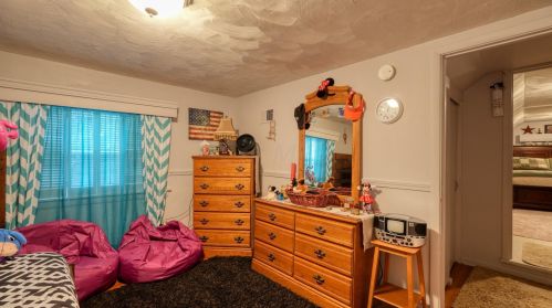 10272 Frd Rd, Cambridge OH  43725-9521 exterior
