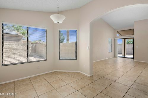 18801 8th Pl, Phoenix AZ 85042-4304 exterior