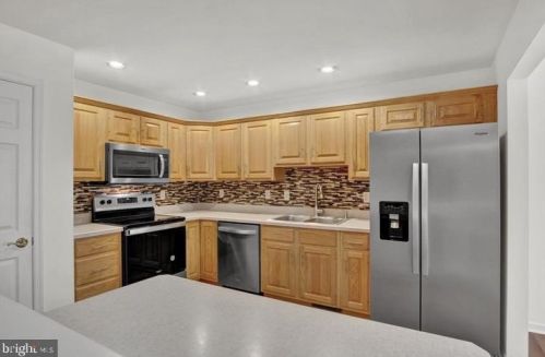 5105 Mendenhall Dr, Navy Sup Dpt PA  17050-8356 exterior