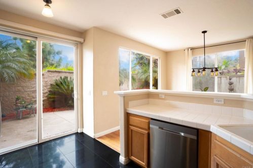 763 Caminito Valiente, Chula Vista CA  91911-6971 exterior