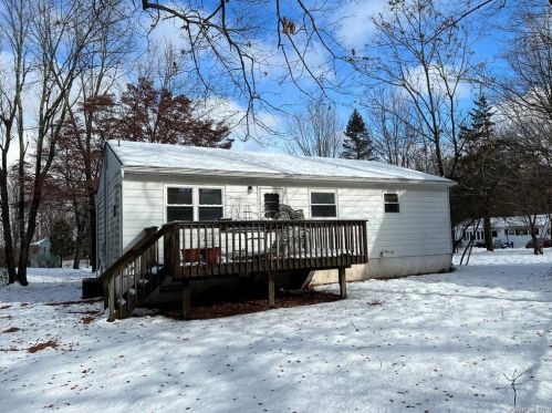 9 San Antonio Cir, Monroe, NY 10950-2010