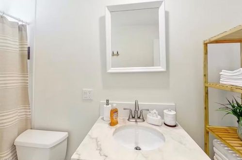 1271 Alhambra Cir, Naples FL 34103-3290 exterior