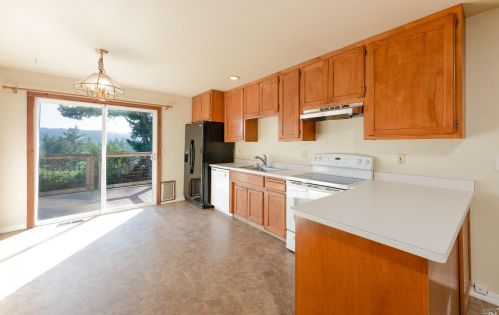 27841 Poppy Dr, Willits CA  95490-9060 exterior