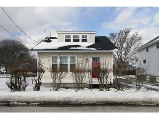 470 Park Ave, Portsmouth, RI 02871-4913