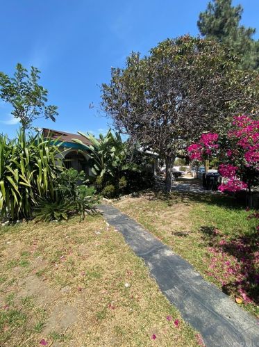 8835 Las Posas St, Pico Rivera, CA 90660-1641