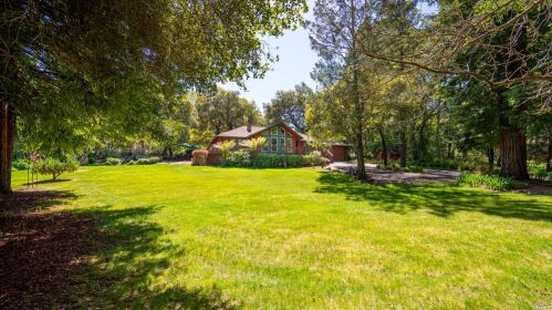 4700 Valley Quail Ln, Santa Rosa, CA 95401-3765