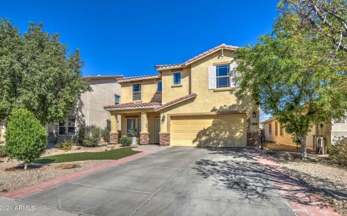1058 Daniella Dr, San Tan Valley, AZ 85140-4111
