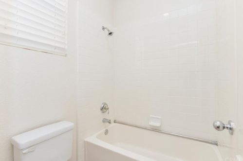 2056 242nd St, Lomita CA  90717-1116 exterior