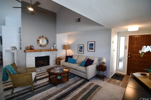 146 Bronze Way, Vista, CA 92083-4434
