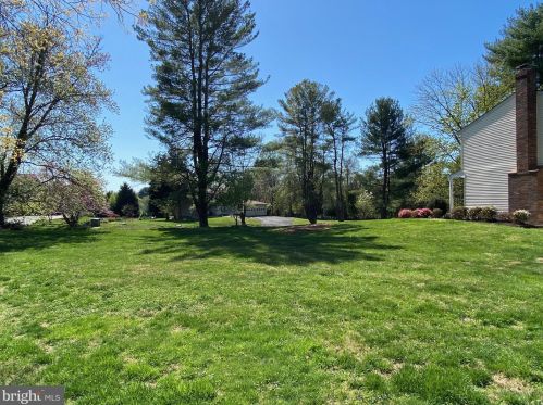 10624 Cavalcade St, Great Falls VA  22066-2427 exterior