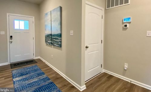 7316 Gregory Blvd, Slaughter Beach, DE 19963-3945