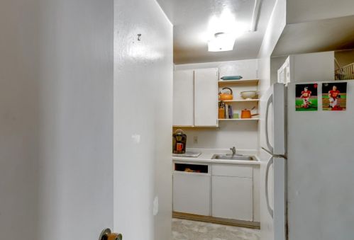 273 Lighthouse Ave, Del Monte Park CA  93950-2948 exterior