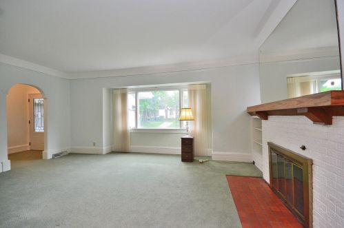 1517 52, Milwaukee WI 53214-5322 exterior