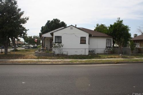 588 Evans St, San Bernardino CA  92404-5308 exterior