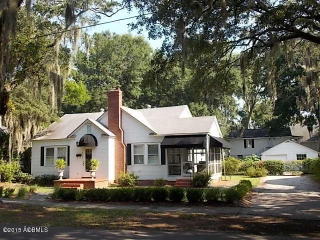 2105 Street Ext, Beaufort, SC 29902-4825