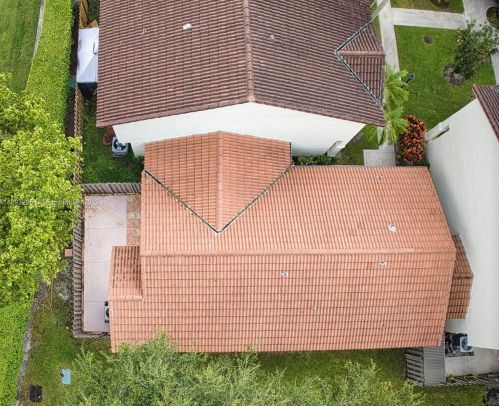 415 108th Ter, Hollywood, FL 33026-4042