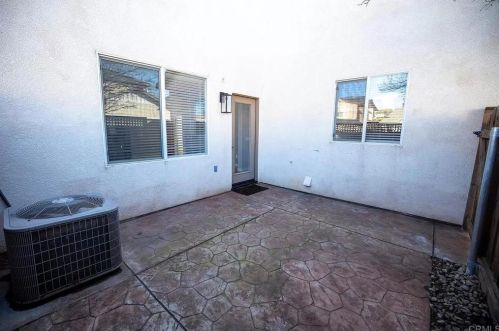 4237 Ivory Ln, Turlock CA  95382-7430 exterior
