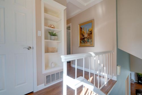 427 Myrtle Ct, Benicia CA  94510-1451 exterior