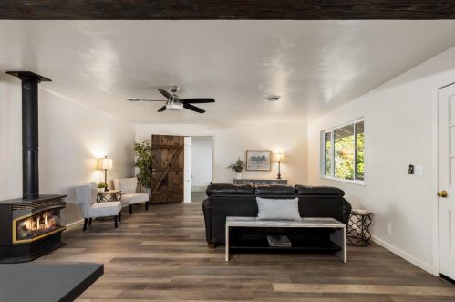 12824 Colfax Hwy, Grass Valley, CA 95945-8808