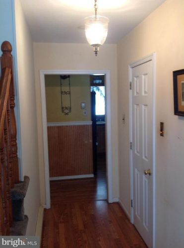 1763 Valley Forge Rd, Lansdale, PA 19446-5418
