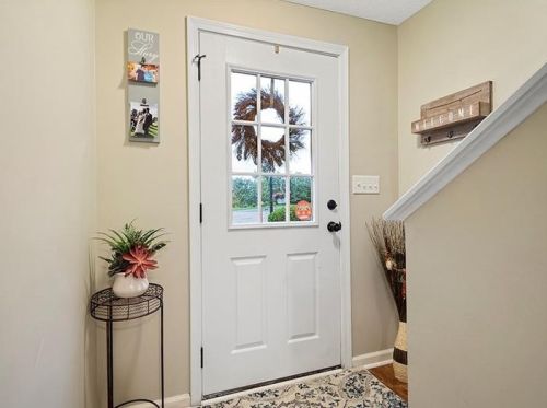 1232 Gneiss Dr, Mc Donald PA  15057-3561 exterior