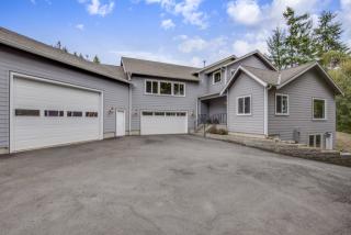 6921 Provost Rd, Bremerton, WA 98312-1158
