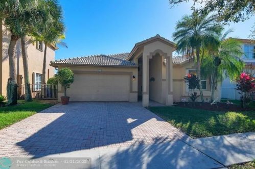 16774 12th St, Hollywood FL  33027-1408 exterior