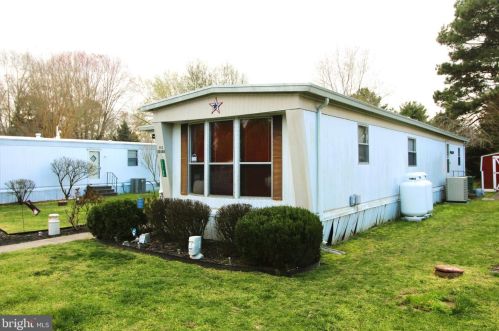 30188 Holly Ln, Lewes, DE 19958-4053