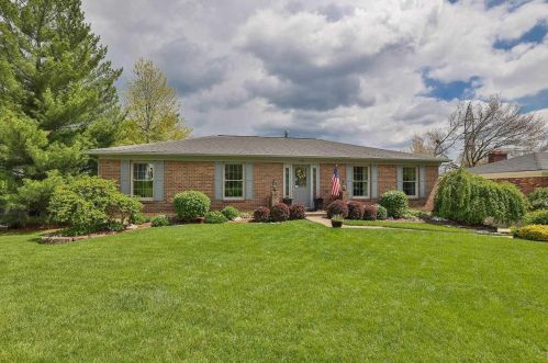 761 Meadow Wood Dr, Covington, KY 41017-1256