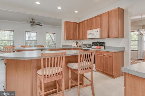 26 Colonel Miles Ct, Harpers Ferry WV  25425-3109 exterior