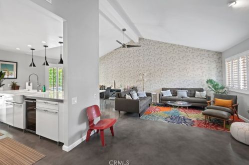 1120 Louise Dr, Palm Springs CA  92262-3209 exterior