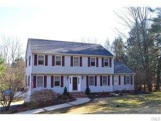 9 Colonial Ridge Dr, Gaylordsville, CT 06755-1002