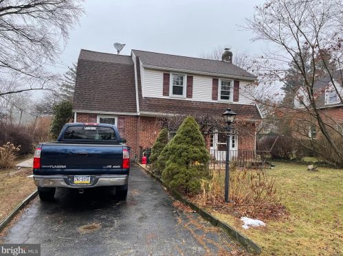 405 Valley Forge Rd, Wayne, PA