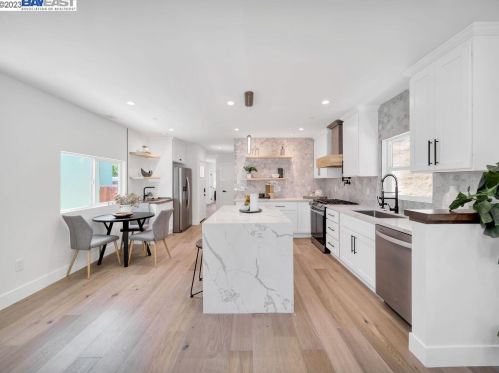 518 Stannage Ave, Berkeley CA  94706-1223 exterior