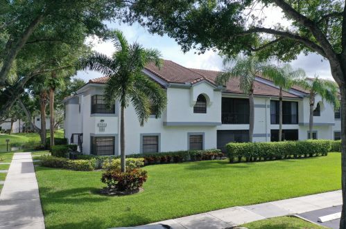 5439 Verona Dr, Boynton Beach, FL 33437-2119