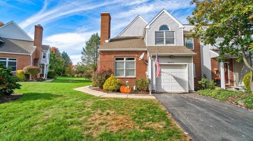 8041 Cross Creek Cir, Breinigsville PA  18031-1327 exterior