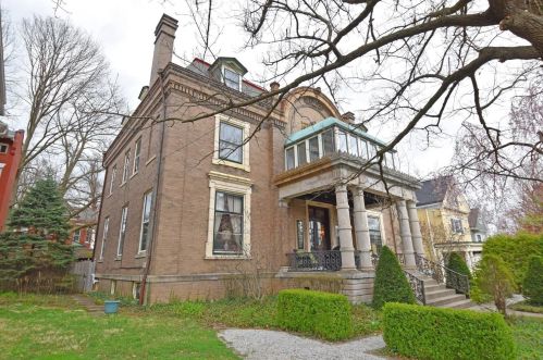 348 Bryant Ave, Cincinnati, OH 45220-1628